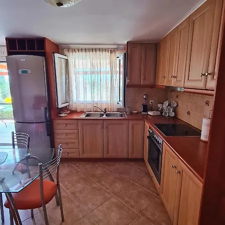 Petrothalassa * Porto Heli