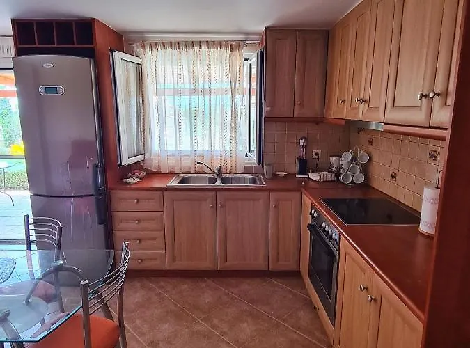 Petrothalassa * Porto Heli